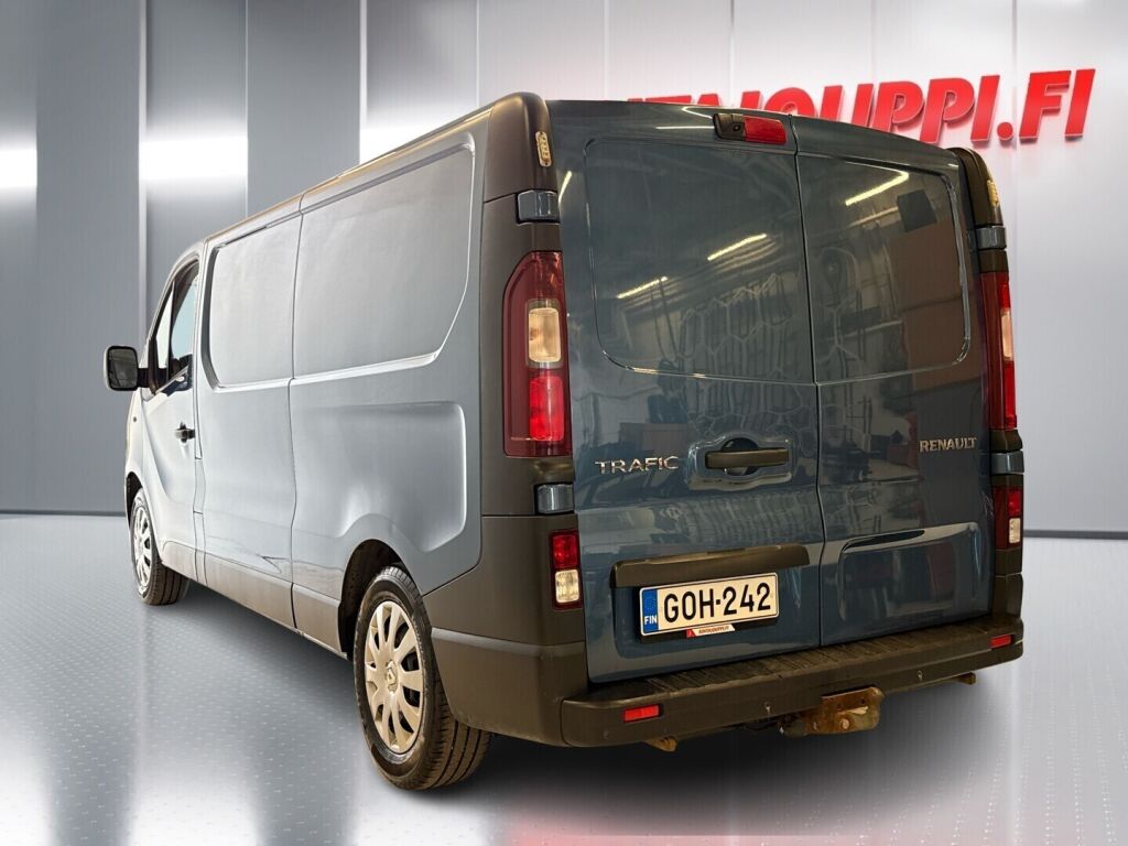 Renault Trafic 2021 Sininen