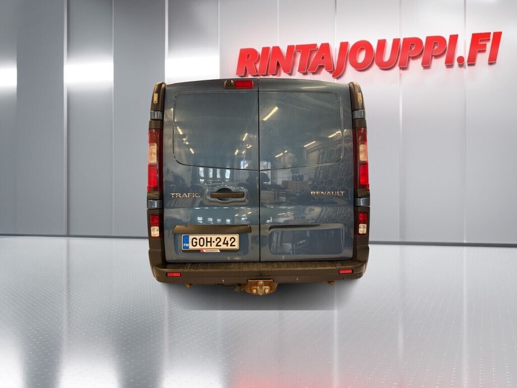 Renault Trafic 2021 Sininen