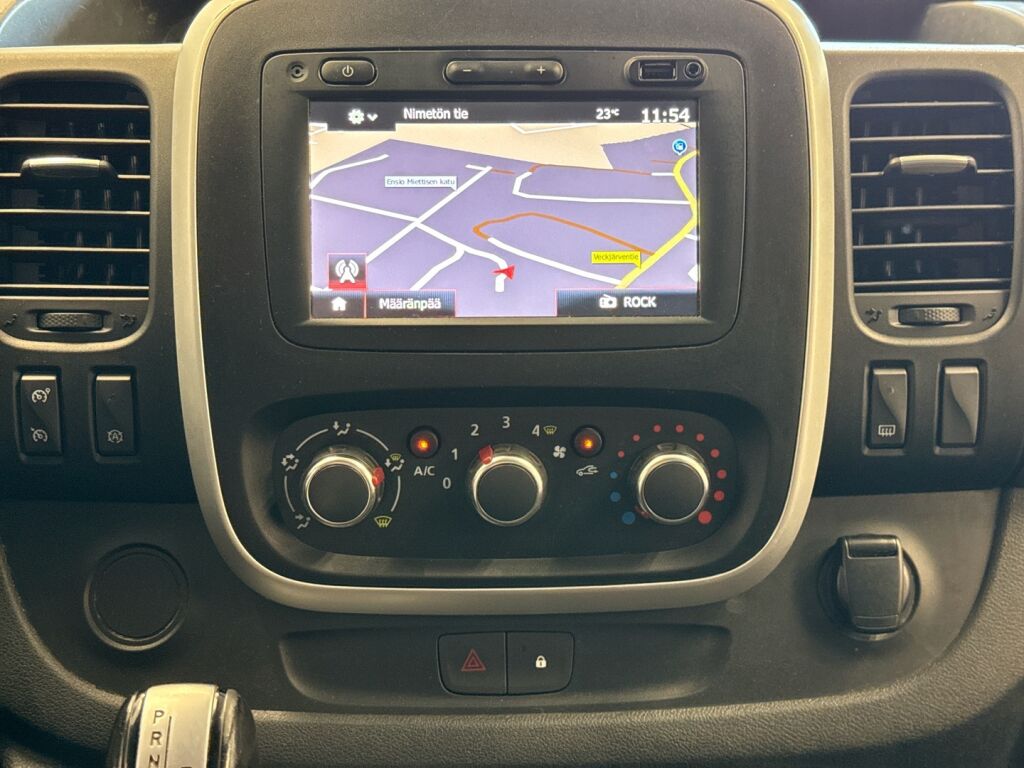 Renault Trafic 2021 Sininen