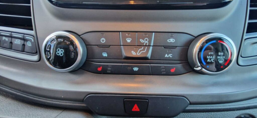 Ford Transit Custom 2020 Valkoinen