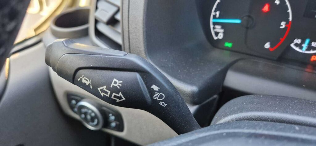 Ford Transit Custom 2020 Valkoinen