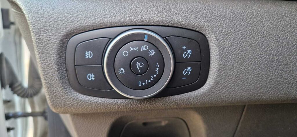 Ford Transit Custom 2020 Valkoinen