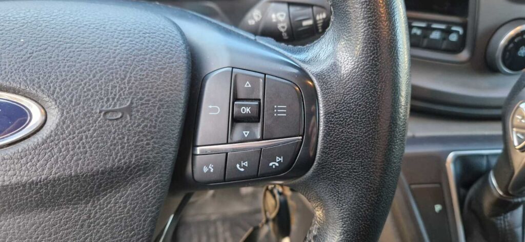 Ford Transit Custom 2020 Valkoinen