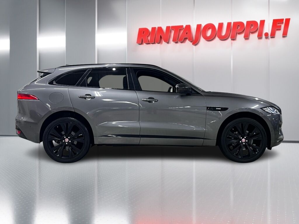 Jaguar F-PACE 2016 Harmaa