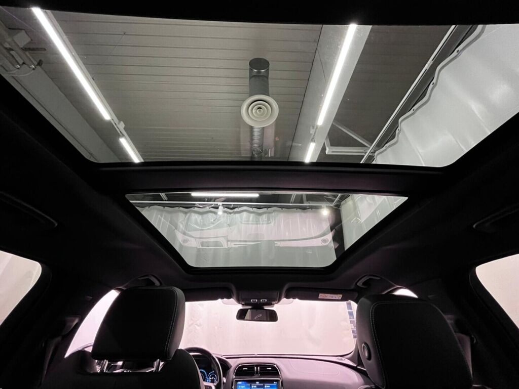 Jaguar F-PACE 2016 Harmaa