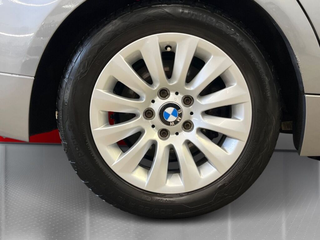 BMW 318 2008 
