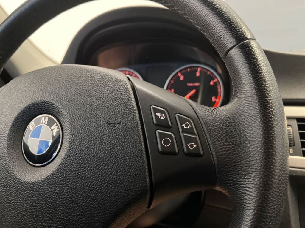 BMW 318 2008 