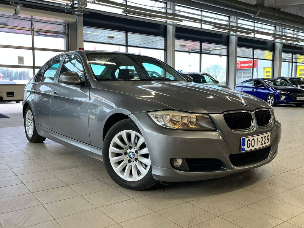 BMW 318 2008 