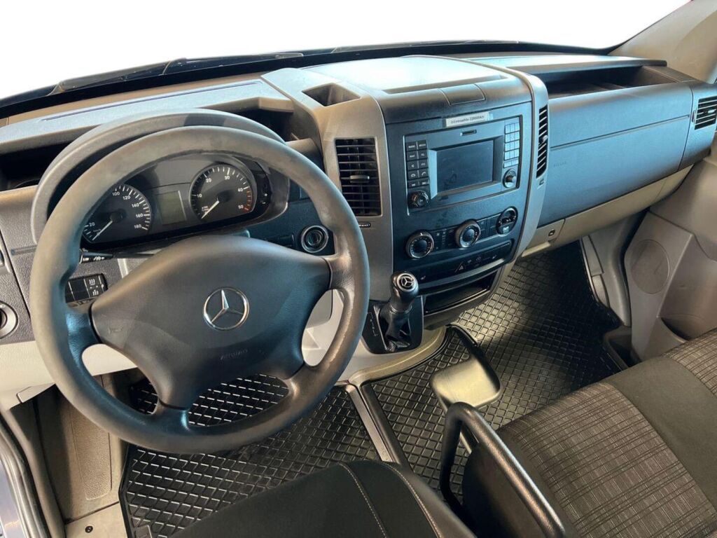 Mercedes-Benz Sprinter 2015 Sininen