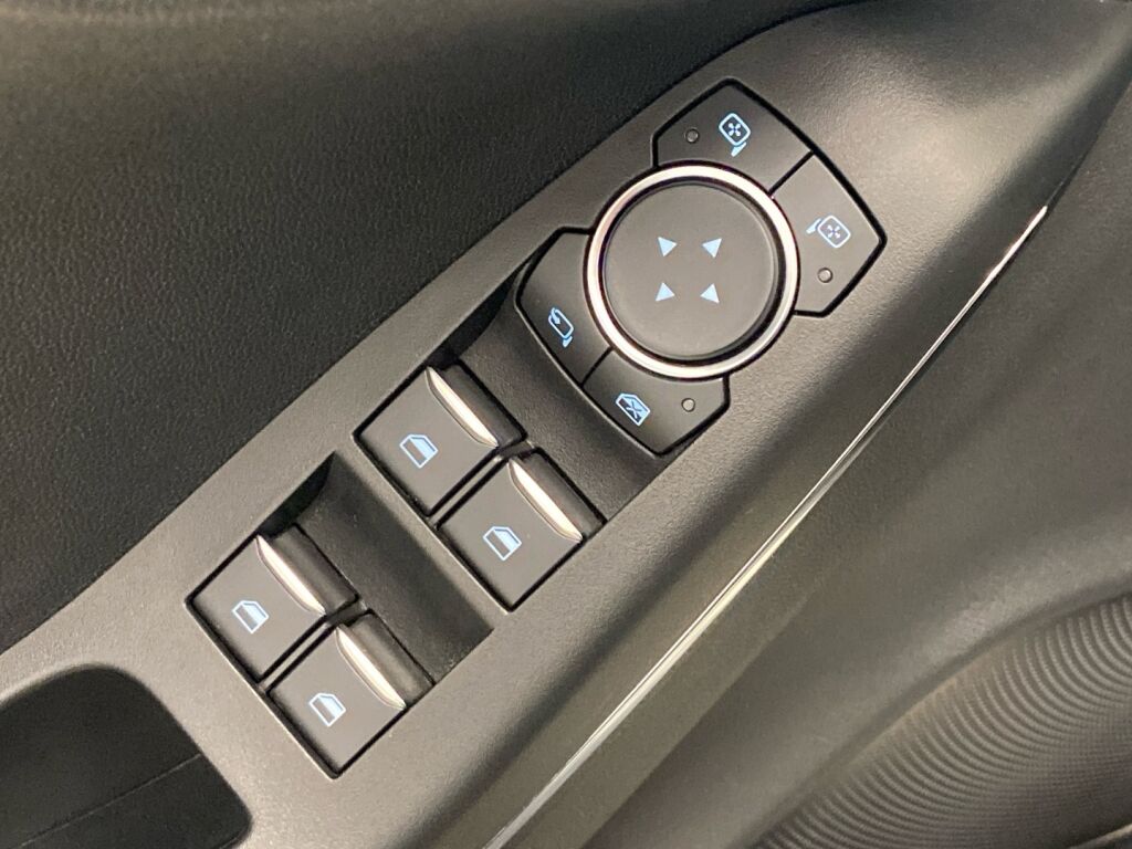 Ford Puma 2021 Valkoinen