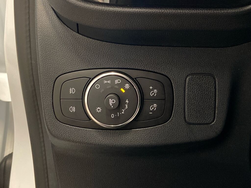 Ford Puma 2021 Valkoinen