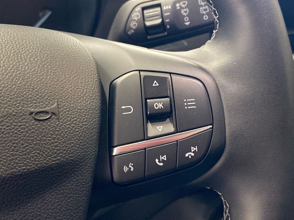 Ford Puma 2021 Valkoinen