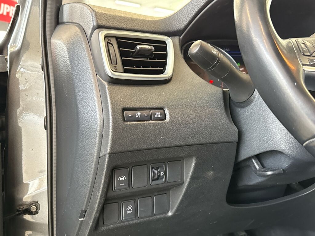 Nissan Qashqai 2021 Harmaa