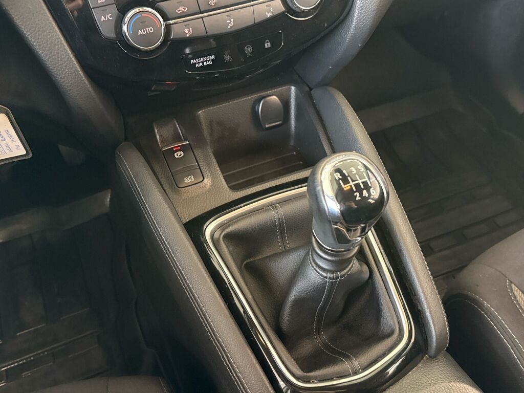 Nissan Qashqai 2021 Harmaa
