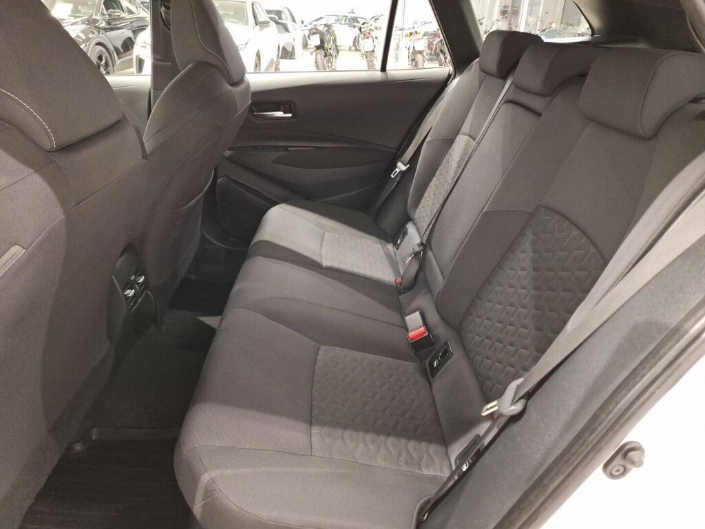 Toyota Corolla 2021 Valkoinen