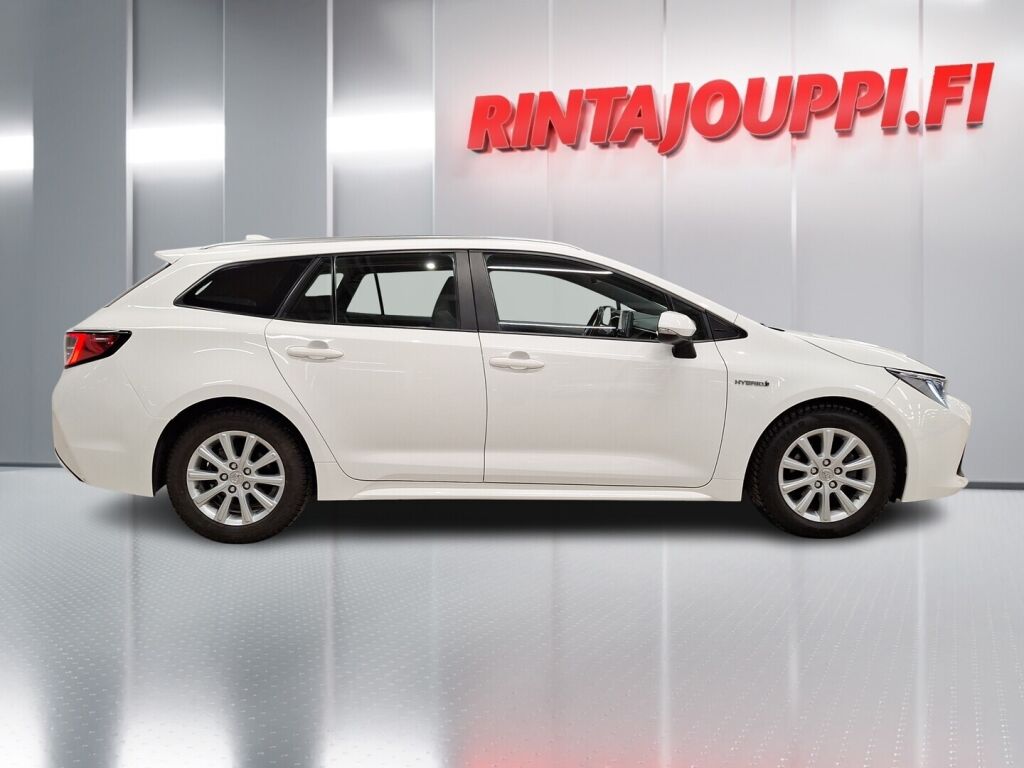 Toyota Corolla 2021 Valkoinen