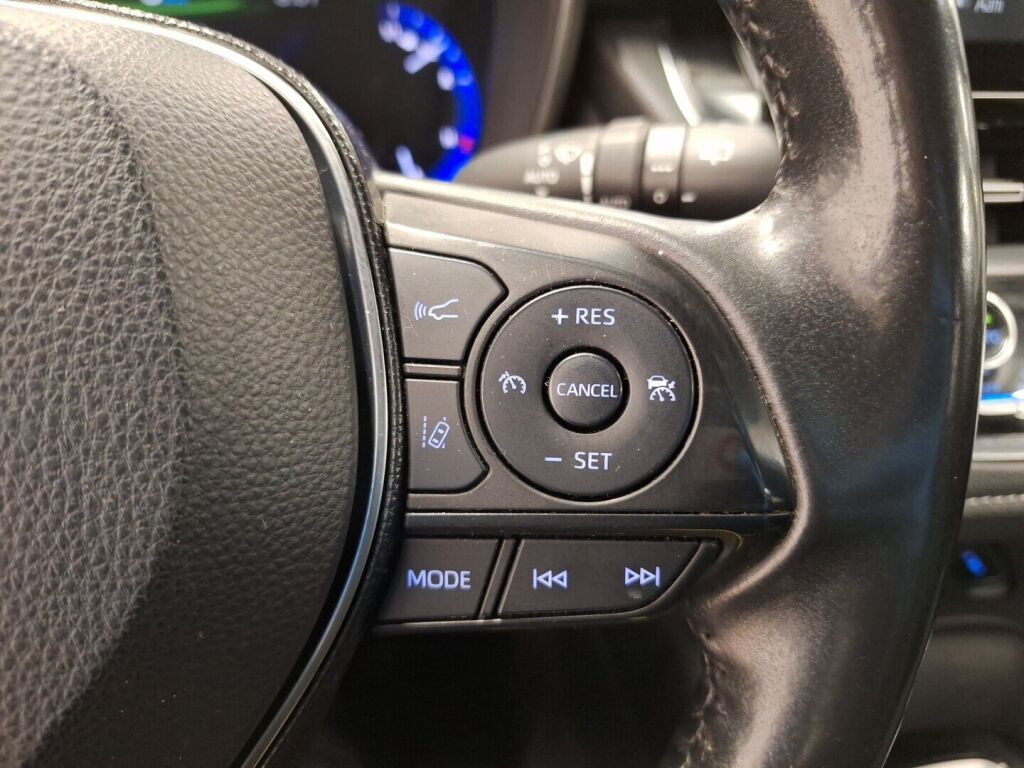 Toyota Corolla 2021 Valkoinen