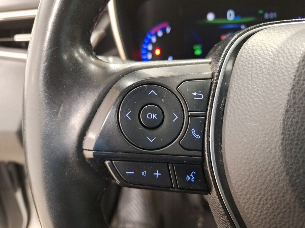 Toyota Corolla 2021 Valkoinen