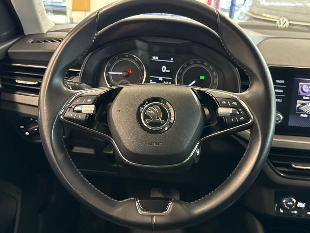 Skoda Kamiq 2020 Harmaa