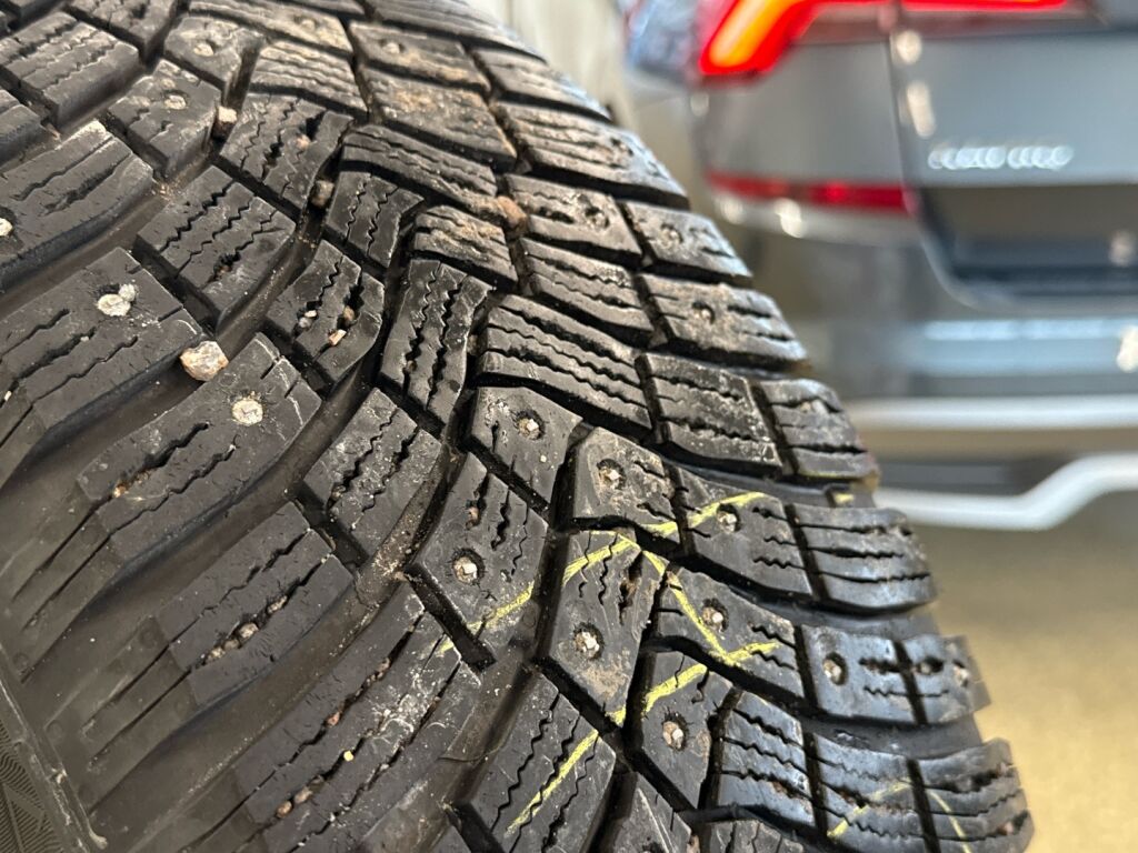 Skoda Kamiq 2020 Harmaa