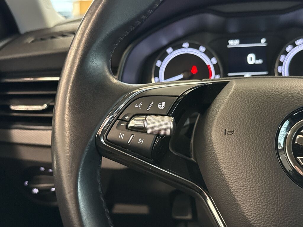 Skoda Kamiq 2020 Harmaa