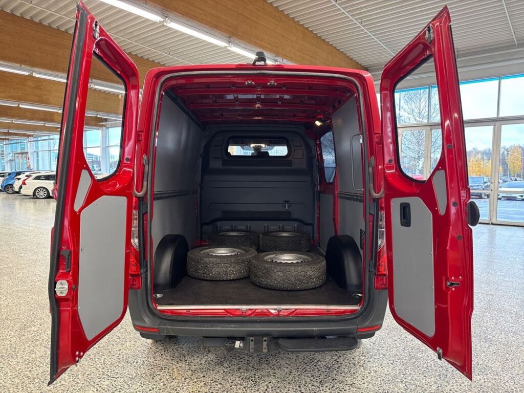 Mercedes-Benz Sprinter 2020 Punainen