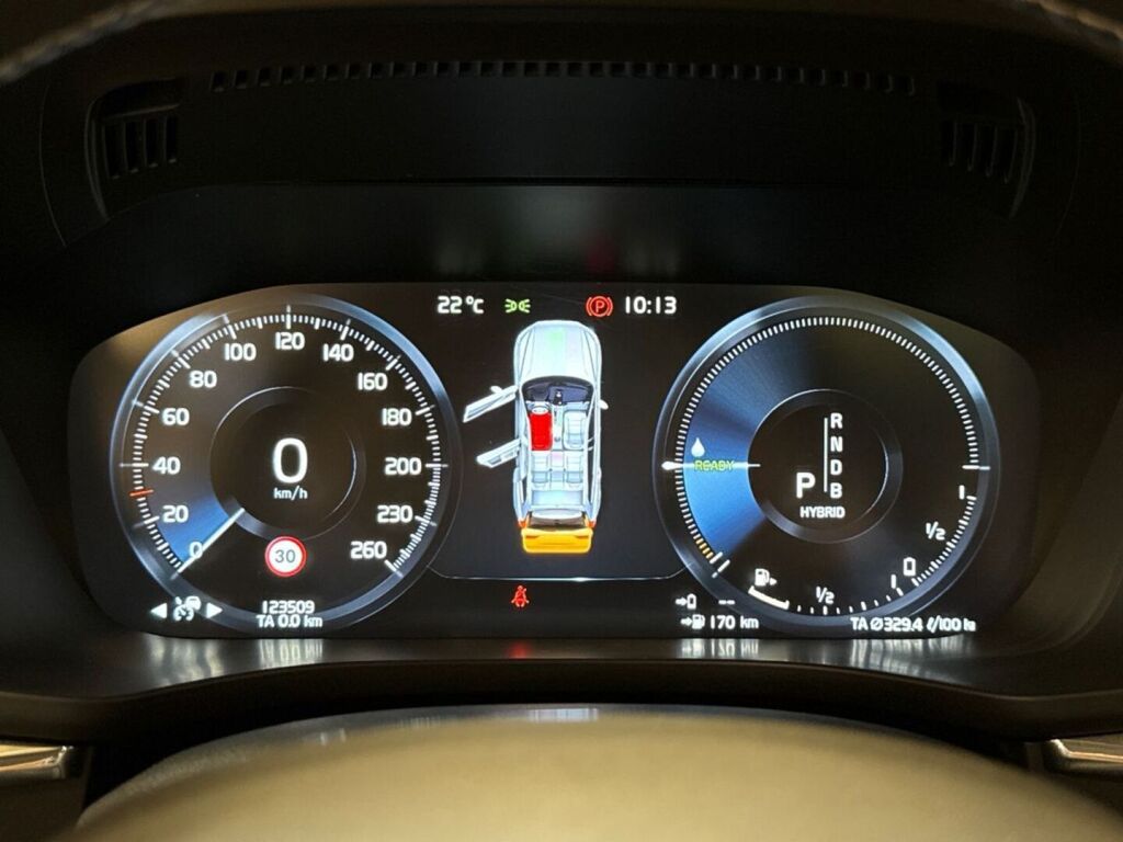 Volvo XC60 2018 Valkoinen
