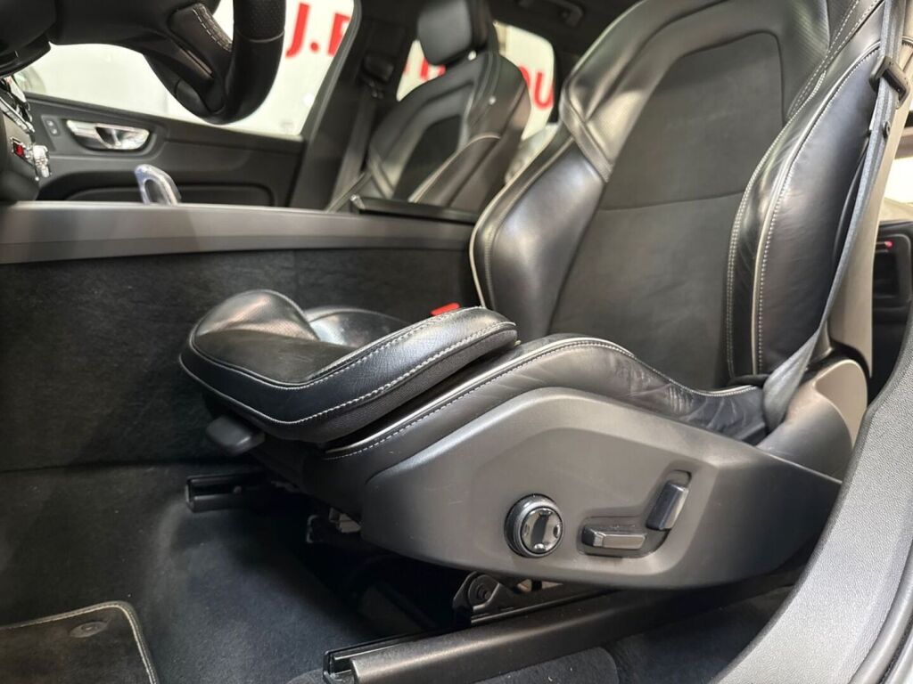 Volvo XC60 2018 Valkoinen