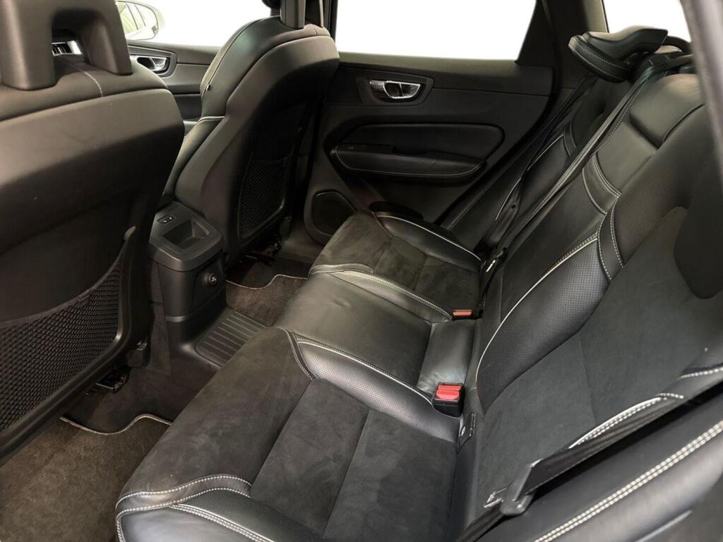 Volvo XC60 2018 Valkoinen