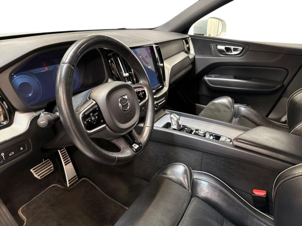 Volvo XC60 2018 Valkoinen