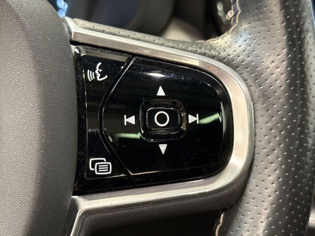 Volvo XC60 2018 Valkoinen