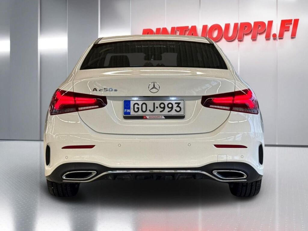 Mercedes-Benz A 2020 Valkoinen