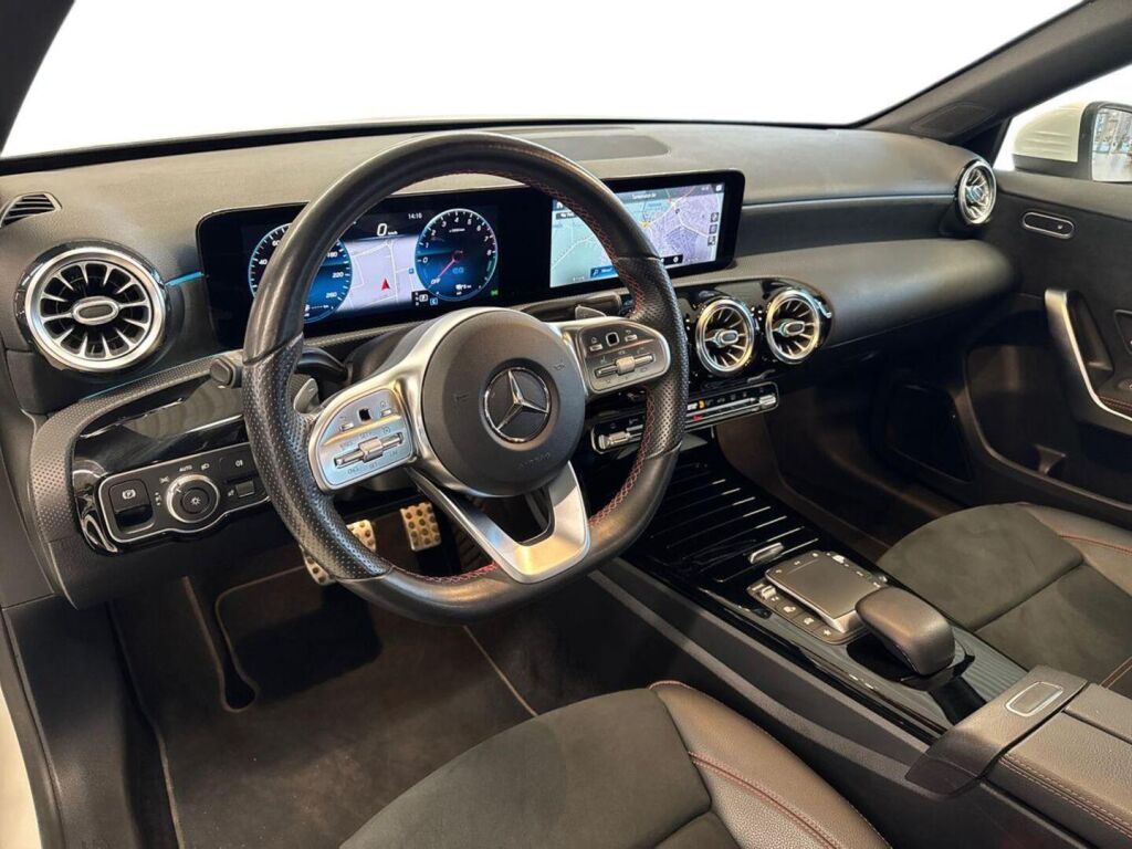 Mercedes-Benz A 2020 Valkoinen