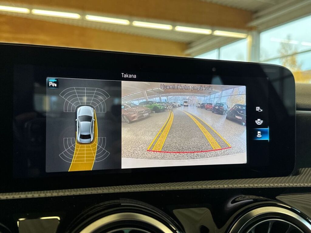 Mercedes-Benz A 2020 Valkoinen