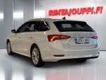 Skoda Octavia 2021 Valkoinen