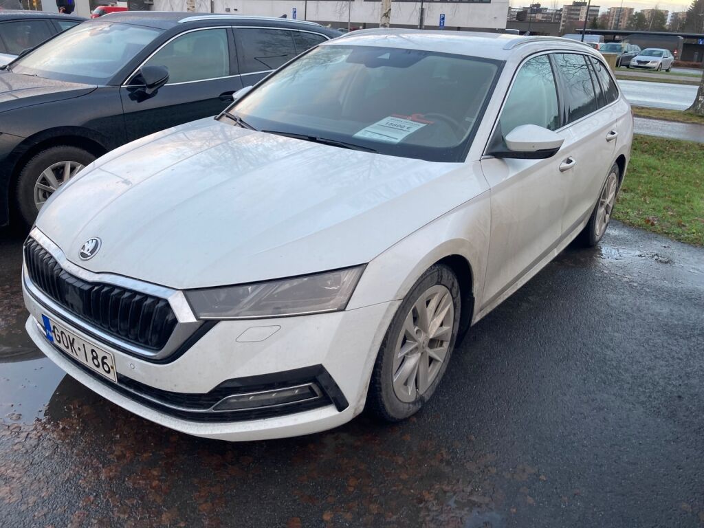 Skoda Octavia 2021 Valkoinen