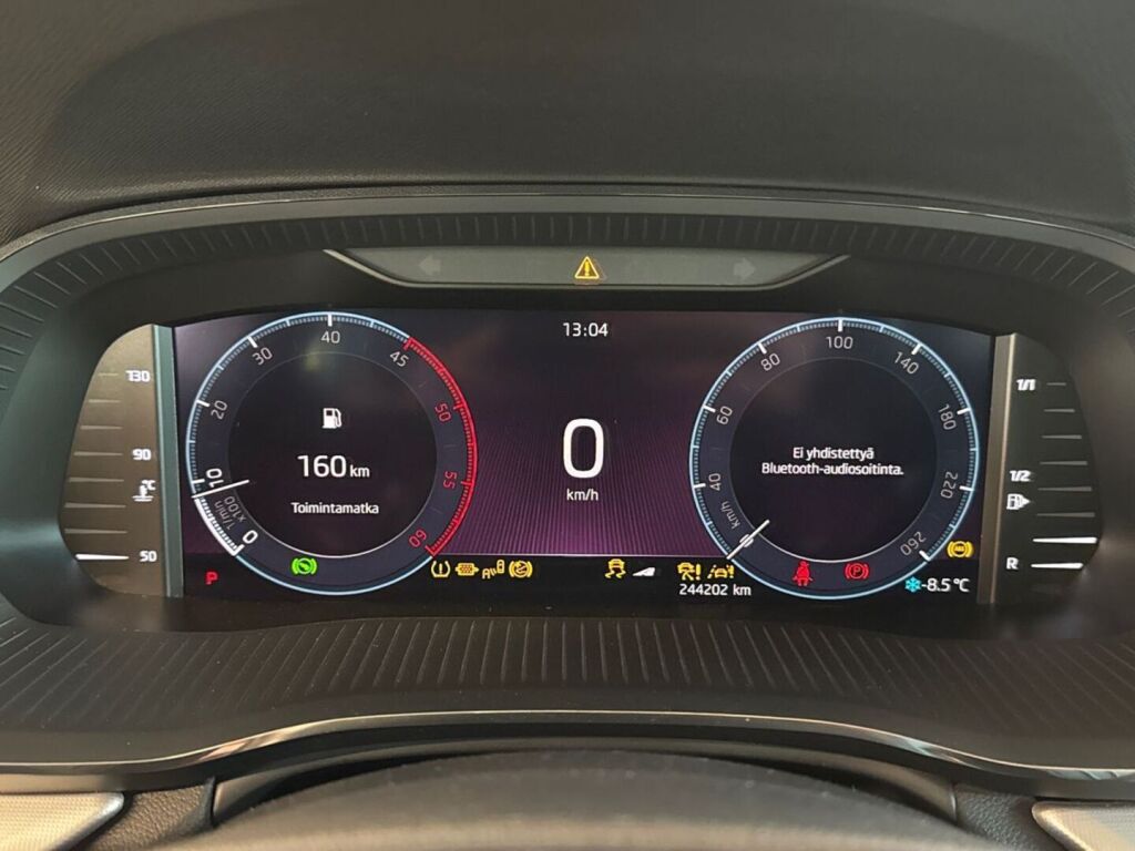 Skoda Octavia 2021 Valkoinen