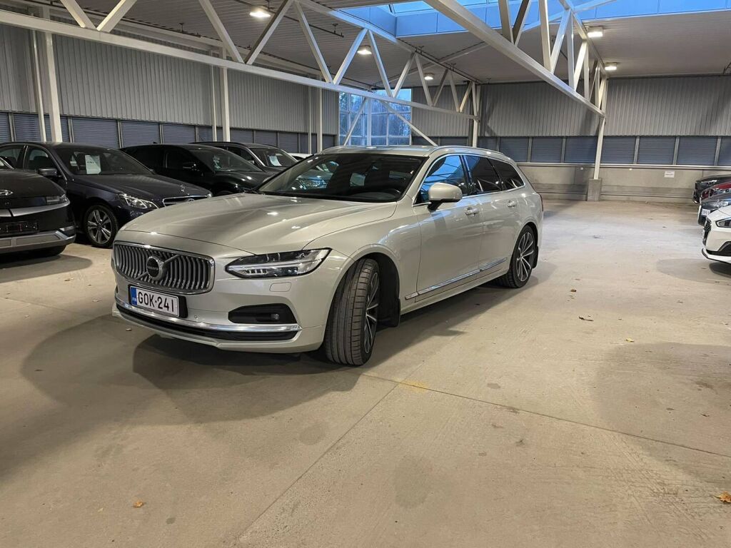 Volvo V90 2020 Harmaa