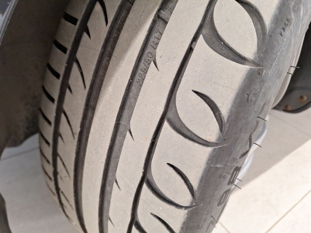 Volkswagen Passat 2013 Harmaa