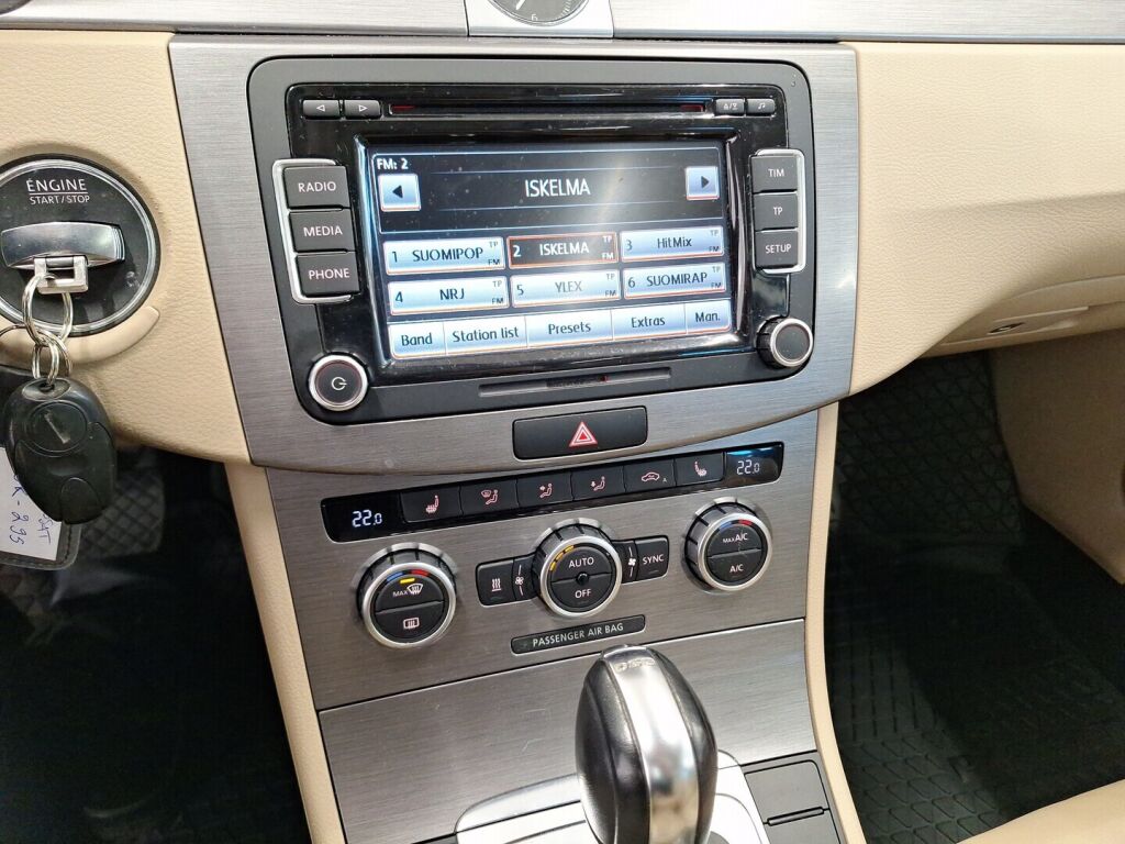 Volkswagen Passat 2013 Harmaa