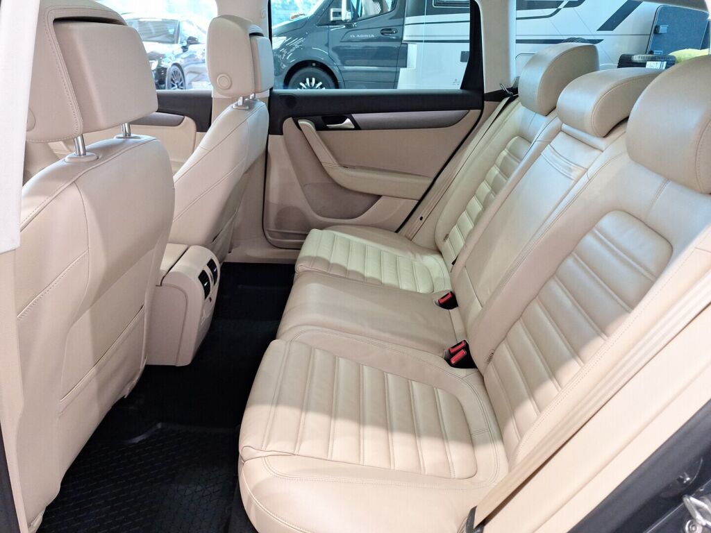 Volkswagen Passat 2013 Harmaa