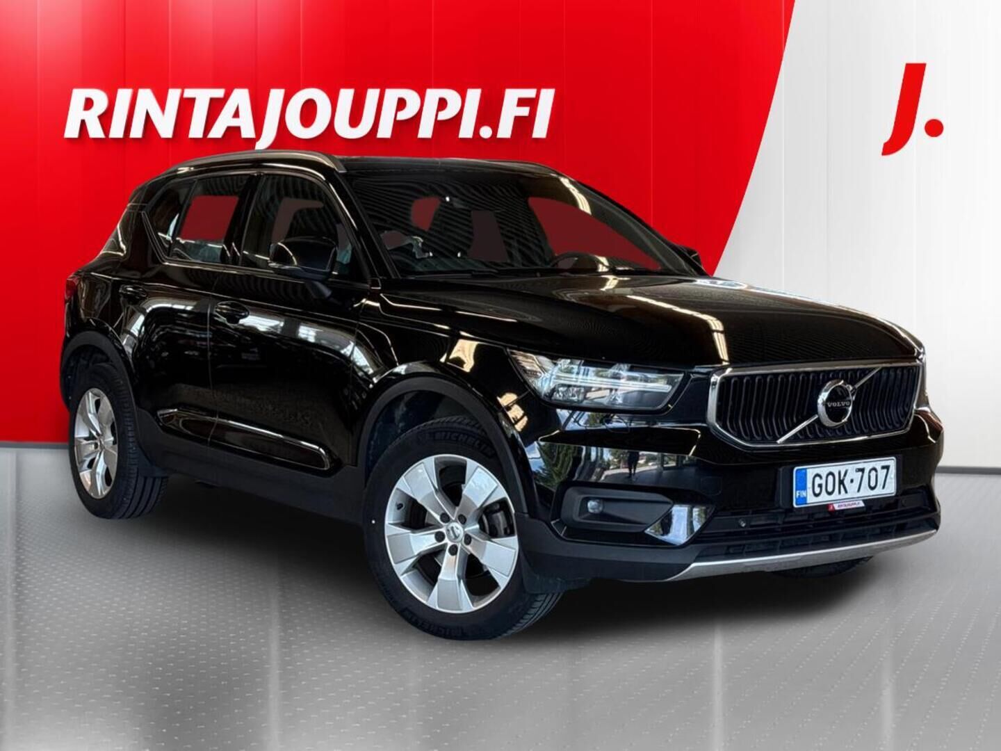 Musta Volvo XC40