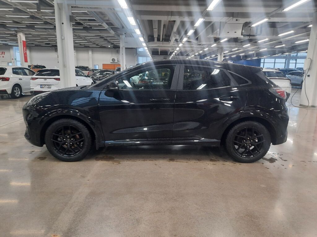 Ford Puma 2021 Musta