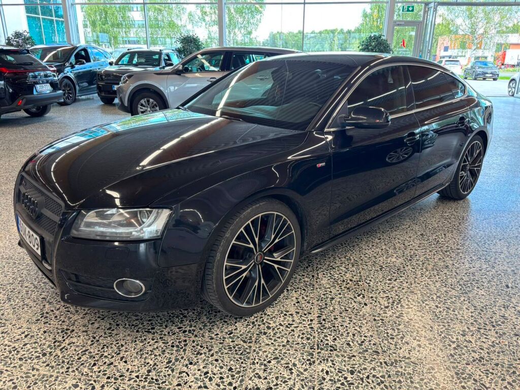 Audi A5 2010 Musta