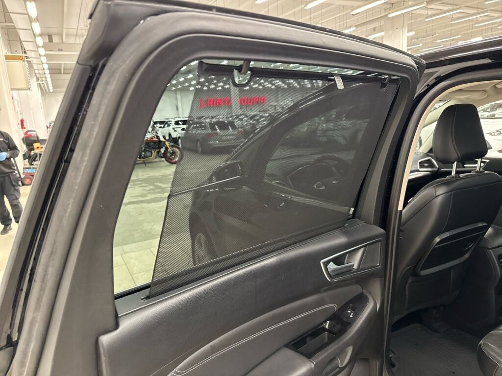 Ford S-Max 2017 Musta