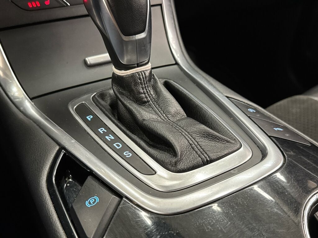 Ford S-Max 2017 Musta