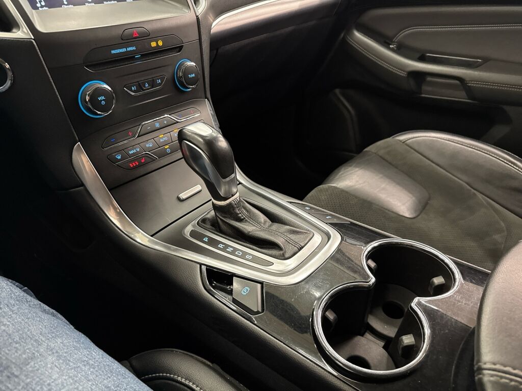 Ford S-Max 2017 Musta