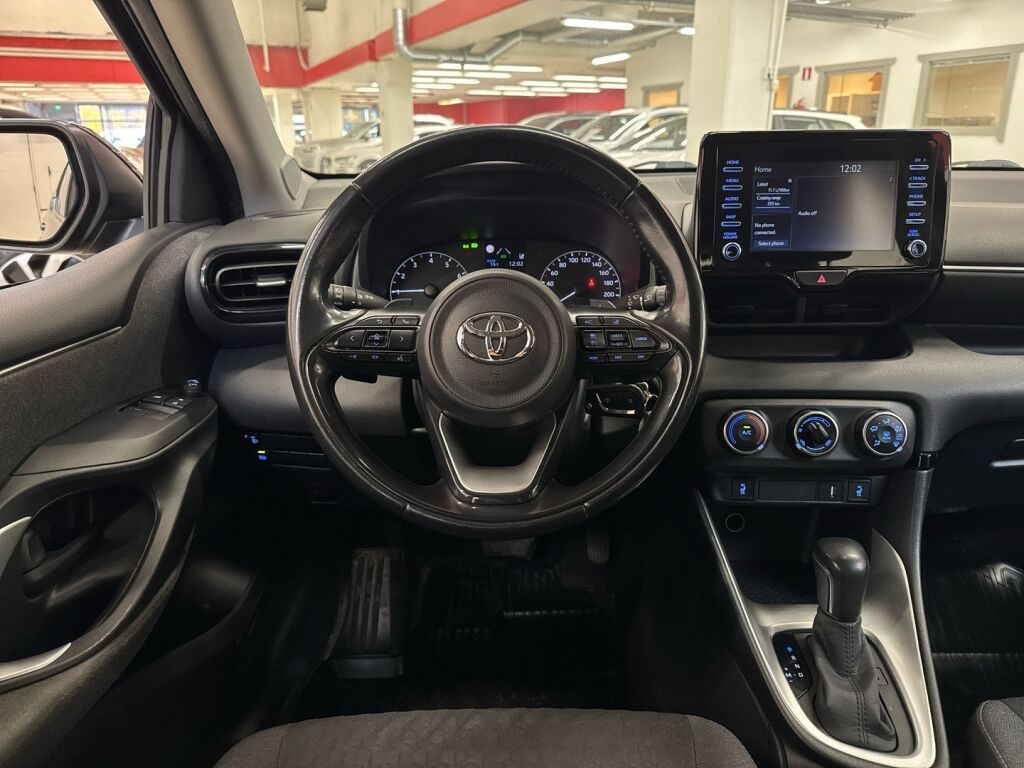 Toyota Yaris 2021 Musta