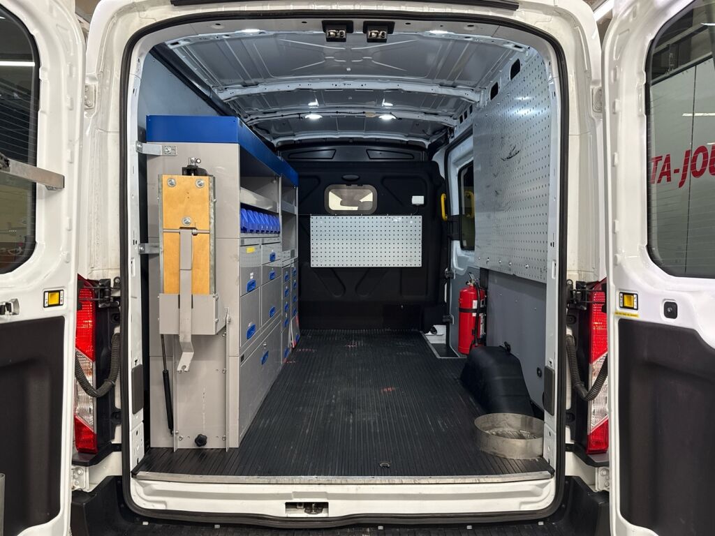 Ford Transit 2021 Valkoinen