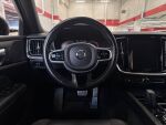 Volvo S60 2021 Musta